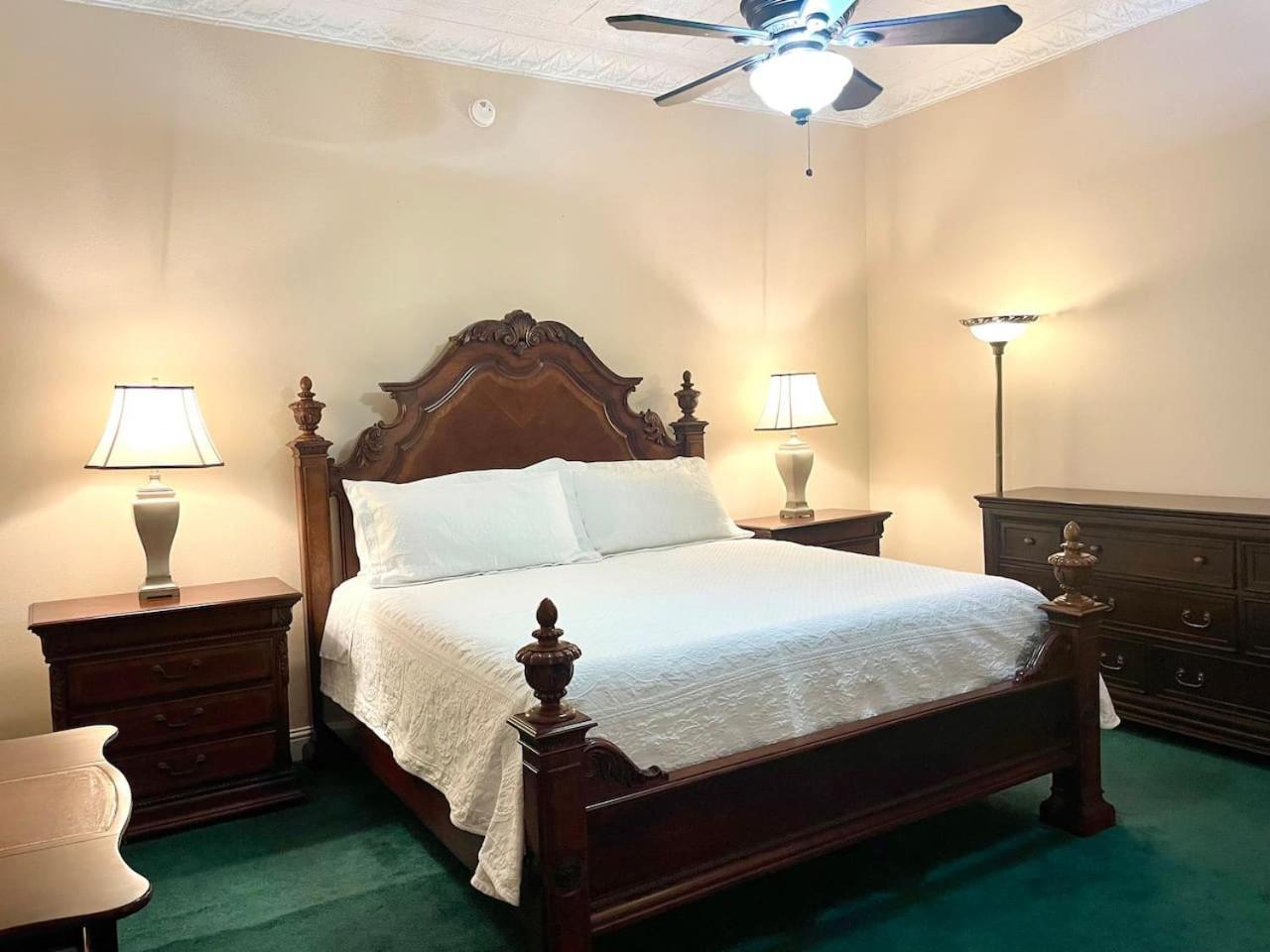 The Eastland Historic Hotel- Imperial Room エクステリア 写真