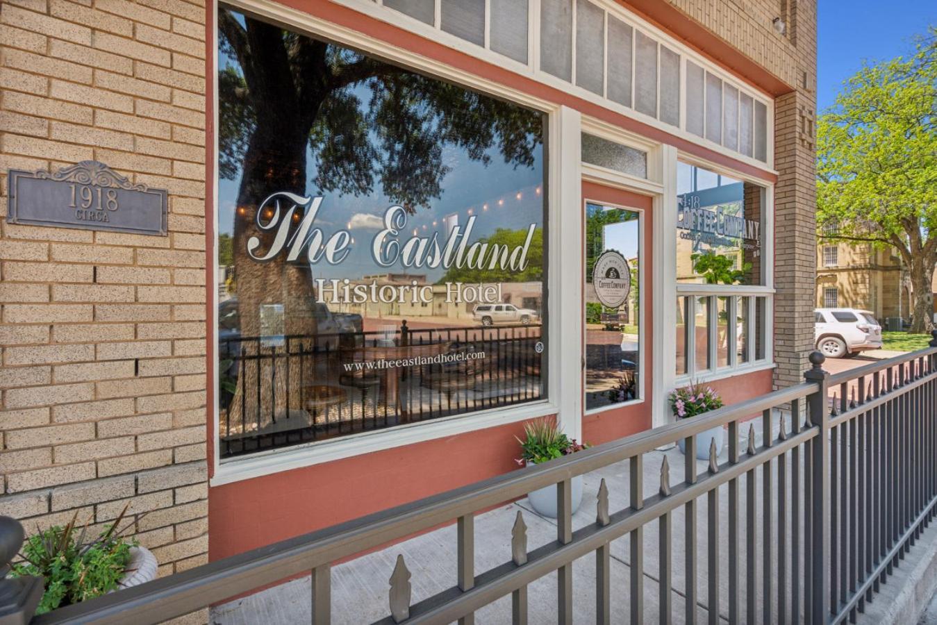 The Eastland Historic Hotel- Imperial Room エクステリア 写真